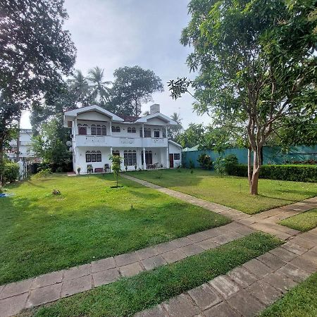 Gudsmith Home Negombo Exterior foto
