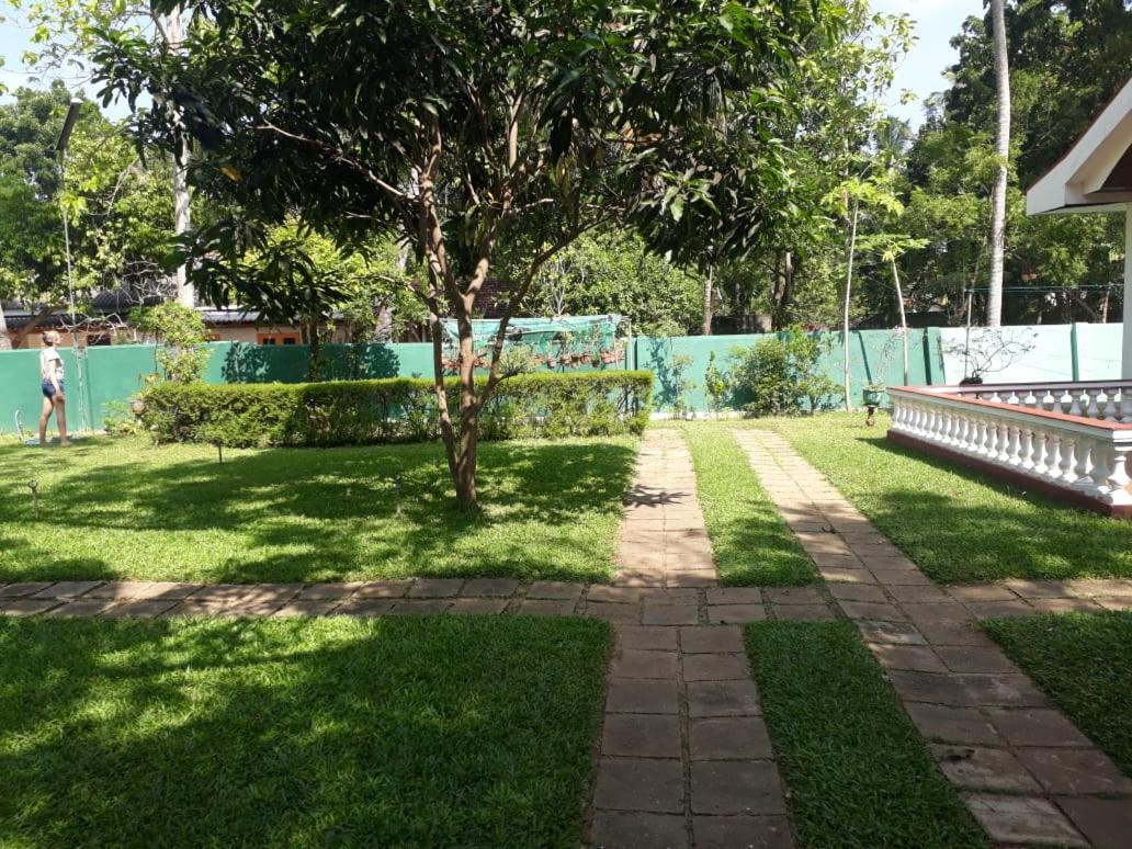 Gudsmith Home Negombo Exterior foto