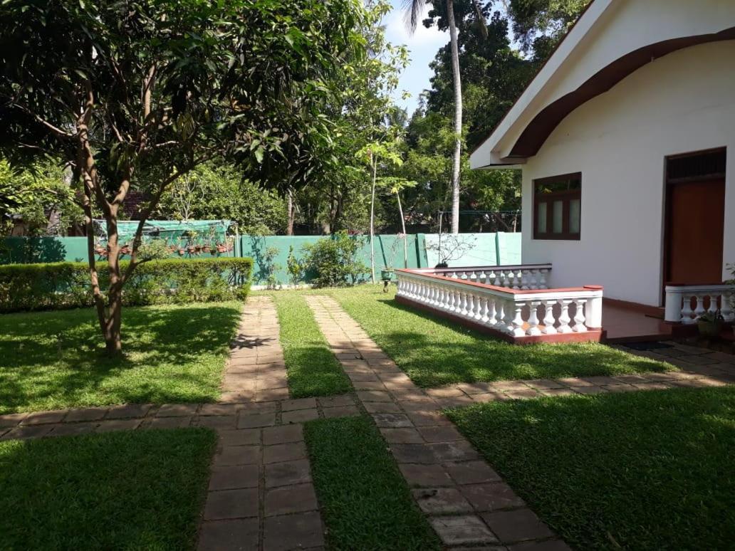 Gudsmith Home Negombo Exterior foto
